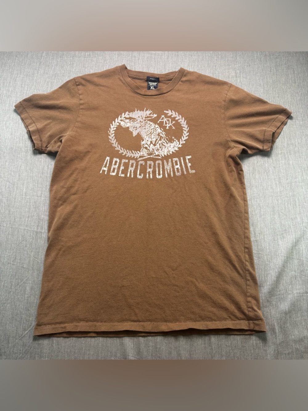 Y2K Abercrombie & Fitch Crew Muscle Brown Short Sleeve Moose Shirt Men's XL